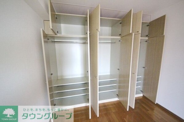 オクトス市ケ尾の物件内観写真